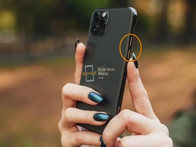 | Tháng 12 2025 Lợi Ích Khi Sử Dụng Dịch Vụ Thay Cáp Volume Gạt Rung iPhone 11 Pro Tại Điện Thoại Nhanh