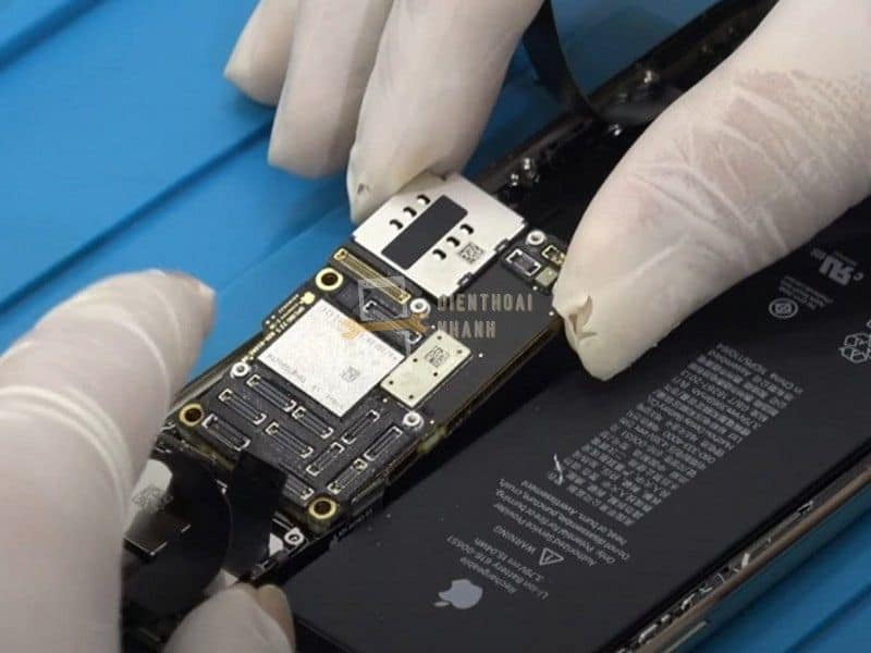 Thay main iPhone 13 Pro 128GB có ảnh hưởng đến Face ID không?
