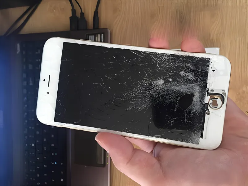 Khi nào cần thay màn hình iPhone 7?