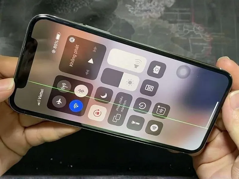 Khi nào cần thay màn hình iPhone XS?