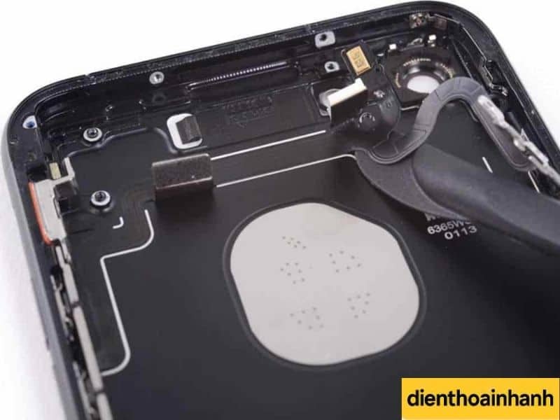 | Tháng mười một 2025 Cấu tạo & vai trò của IC sóng trên iPhone 6s Plus