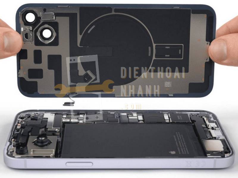 Dung Lượng Pin iPhone 15 Pro Max Là Bao Nhiêu? 7 Trải Nghiệm Thực Tế Khi Sử Dụng Pin iPhone 15 Pro Max
