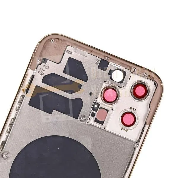 Thay Vỏ iPhone 16 Có Ảnh Hưởng Gì Không?