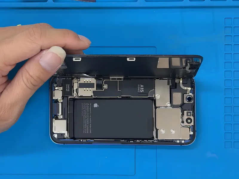 Ưu điểm khi thay màn hình iPhone 13 Mini tại Điện Thoại Nhanh