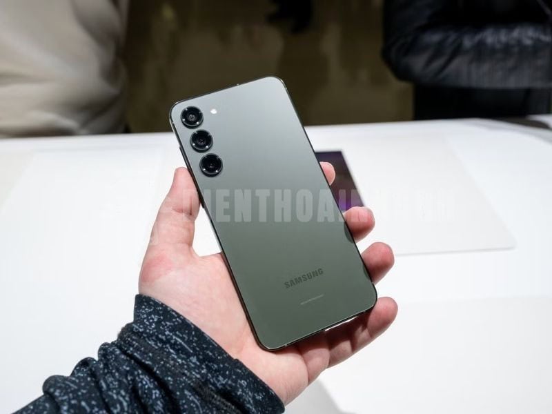 | Tháng 12 2025 Một số lưu ý khi ép cổ cáp màn hình Samsung S23