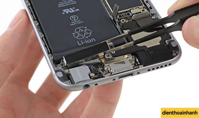 Nguyên nhân khiến cục rung iPhone 7 Plus bị hỏng