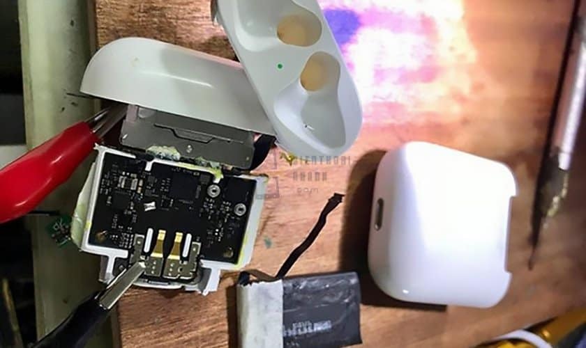 Quy Trình Sửa Nguồn AirPods 1 Tại Điện Thoại Nhanh