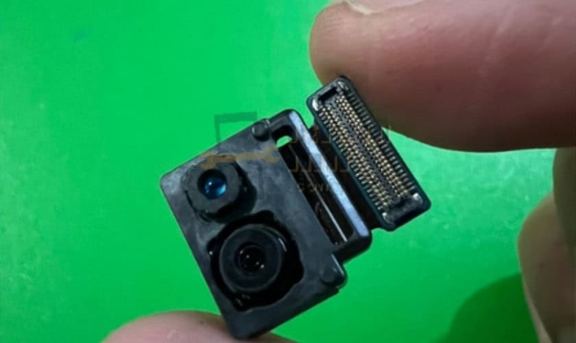 Quy Trình Thay Camera Trước Samsung S10 Tại Điện Thoại Nhanh