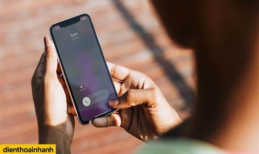 Vì Sao Nên Chặn Số Lạ Gọi Đến Trên iPhone?