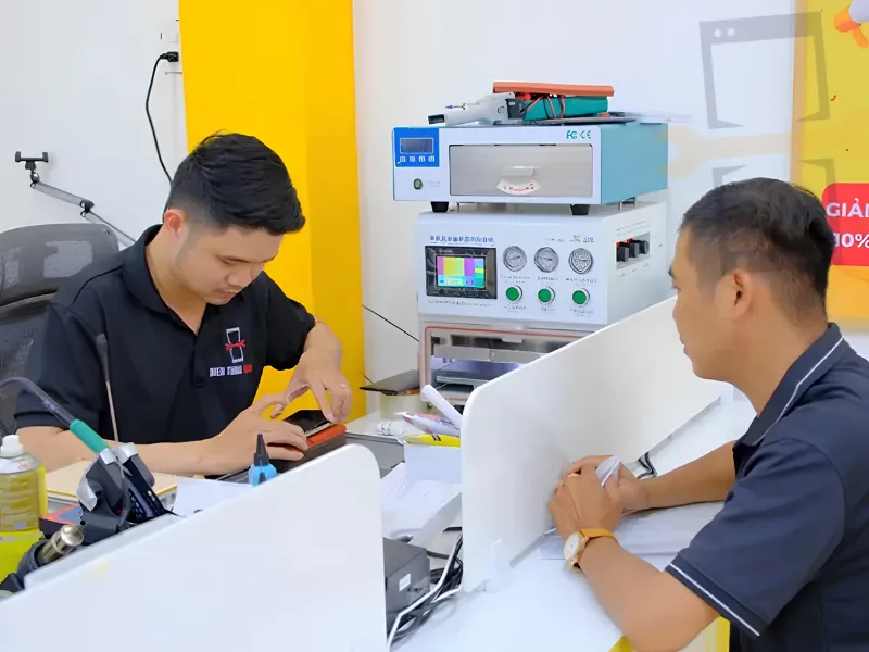 Lợi ích khi thay chân sạc Iphone 8 tại Điện Thoại Nhanh