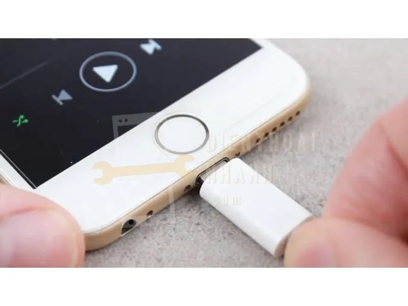 Sửa IC Audio iPhone XR có ảnh hưởng gì không?