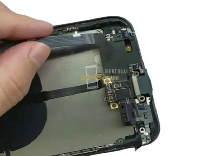 | Tháng mười một 2025 Những câu hỏi thường gặp khi thay chân sạc iPhone 14