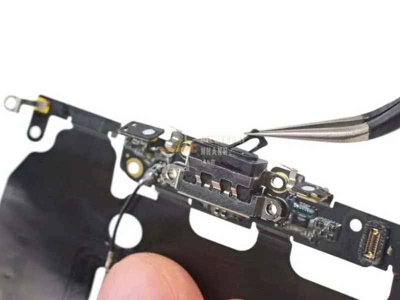 | Tháng 1 2026 Quy Trình Thay Chân Sạc iPhone 14 Pro Max Tại Điện Thoại Nhanh