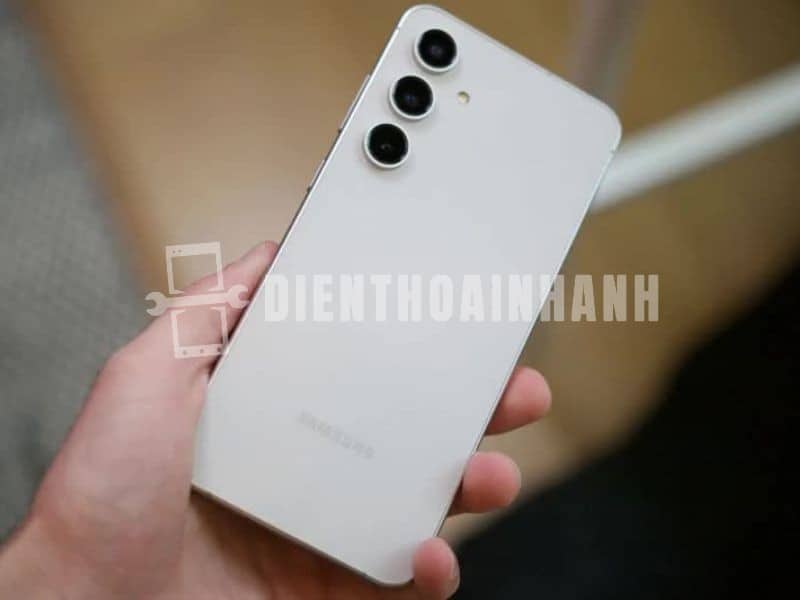 Khi nào bạn cần thay màn hình Samsung S24 Plus?