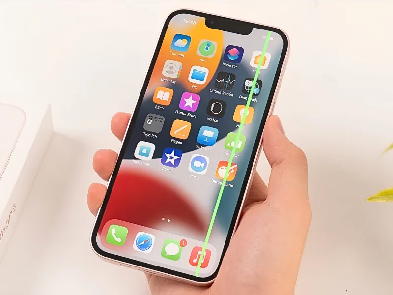Khi nào có thể sửa sọc màn hình iPhone 13 Mini?