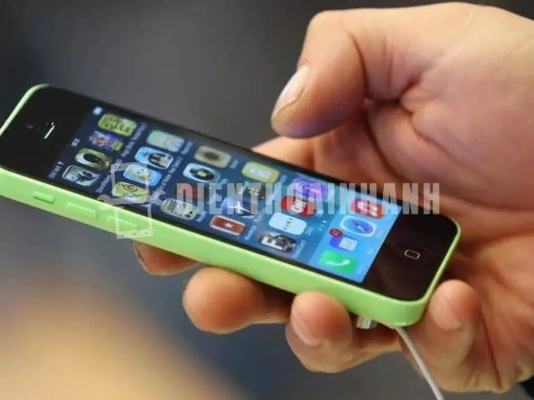 Rủi ro khi thay Anten Wifi iPhone 5c tại nơi không uy tín