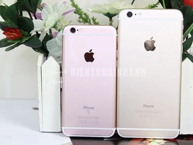 Bước 3: Thay anten wifi iPhone 6 Plus bằng công cụ chuyên dụng