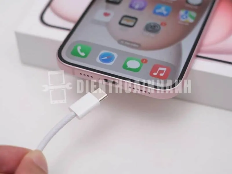 Câu hỏi thường gặp về thay cảm ứng iPhone 15 Plus