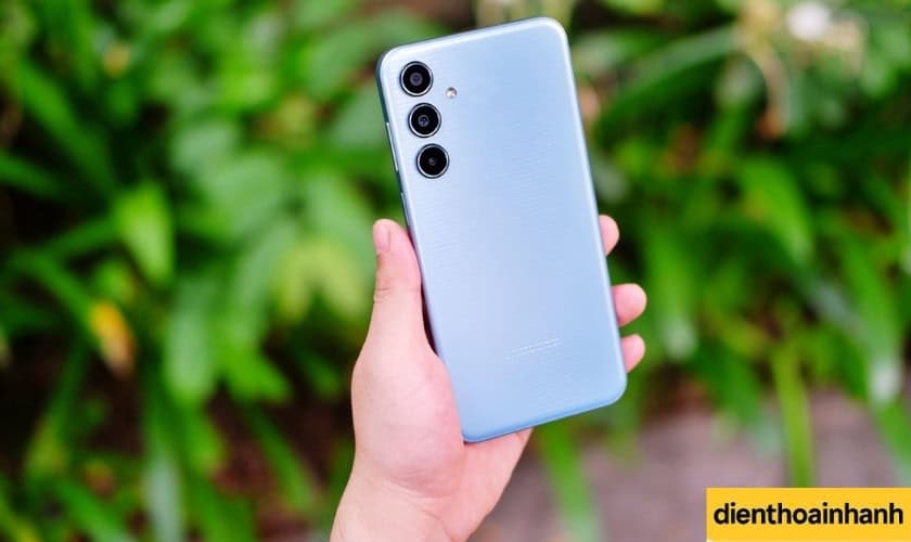 Quy trình thay vỏ điện thoại Samsung M35 chuyên nghiệp