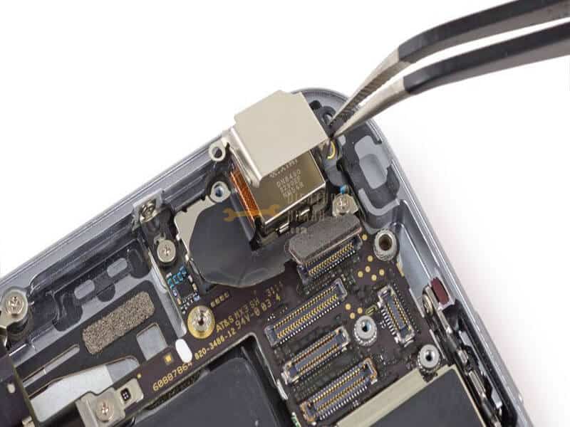 Thay Camera Sau iPhone 8