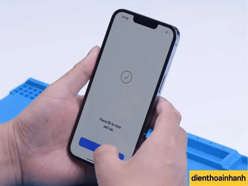 | Tháng 12 2025 Nguyên nhân phổ biến khiến Face ID iPhone 12 Mini bị lỗi