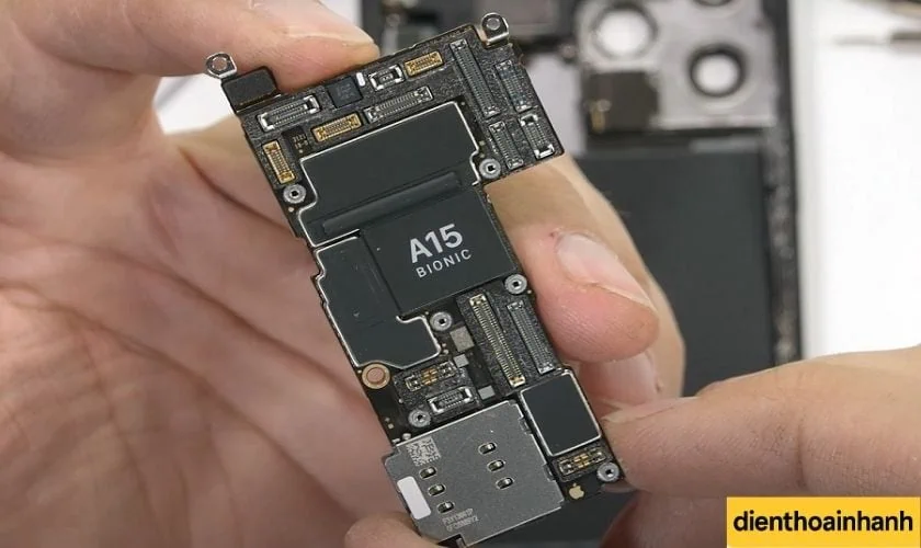 Những nguyên nhân phổ biến khiến IC sóng iPhone 13 Pro Max hỏng