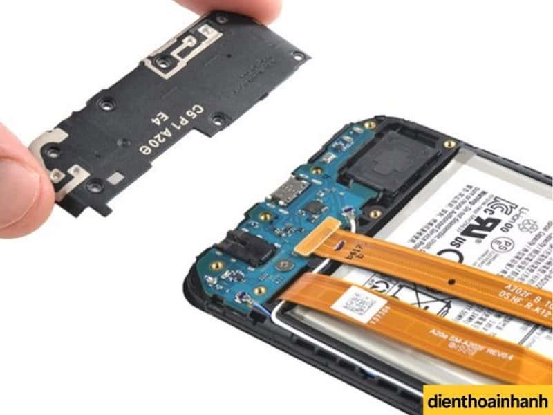 IC sóng Samsung A20 là gì? Đóng vai trò gì với thiết bị?