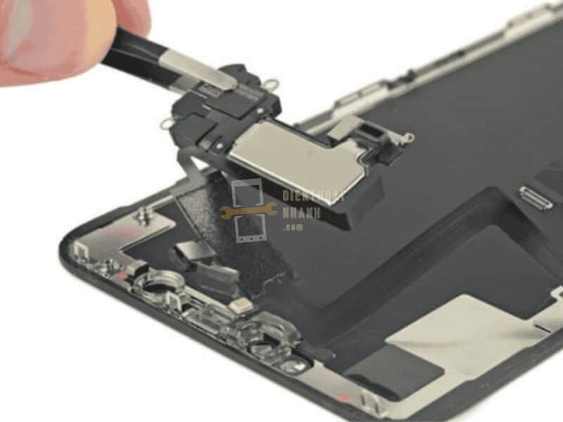 Khi Nào Cần Thay Loa Ngoài iPhone 13 Pro?