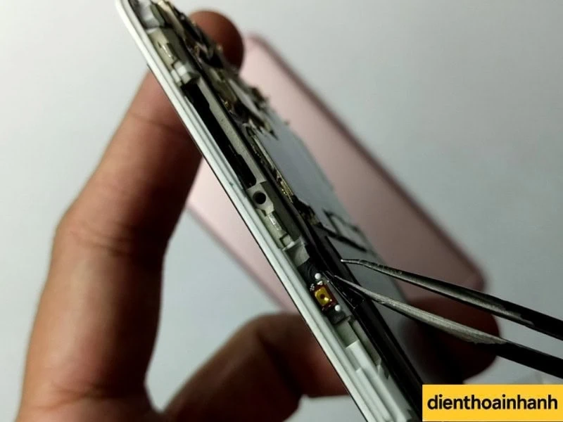 Nguyên Nhân Gây Hỏng Nút Nguồn Samsung A30