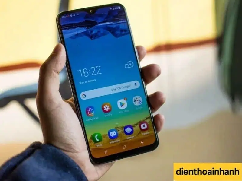 Quy trình thay chân sạc Samsung M10 minh bạch, chuyên nghiệp