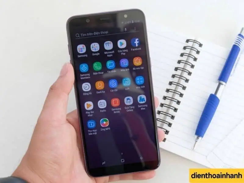 Điện Thoại Nhanh - địa chỉ uy tín cho dịch vụ thay loa ngoài Samsung J8