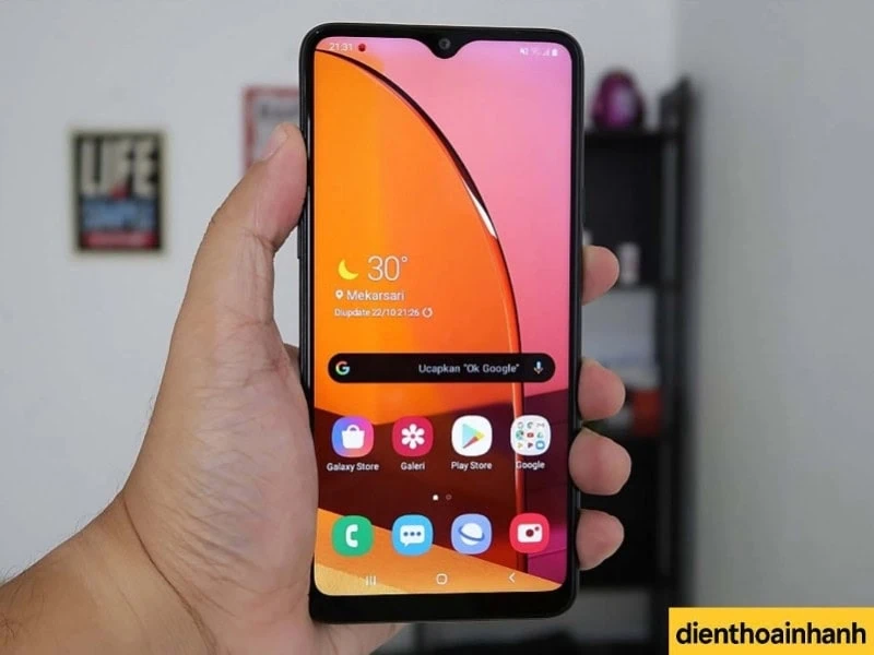 Khi nào cần thay mặt kính Samsung A42?