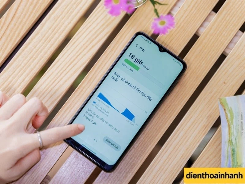 Quy trình thay pin Samsung A04s chuyên nghiệp tại Điện Thoại Nhanh