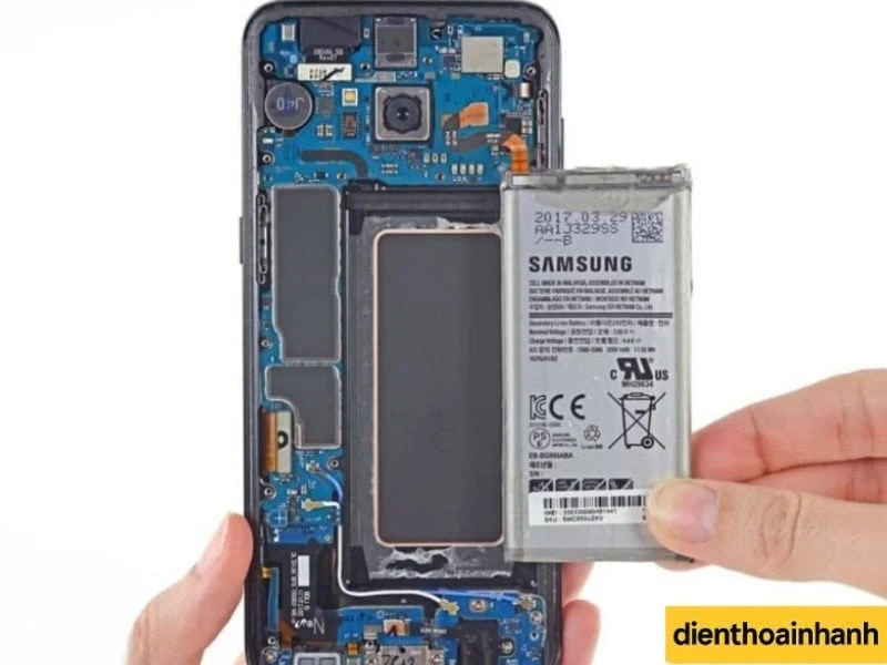 | Tháng 1 2026 Dấu hiệu nhận biết Samsung J8 bị chai pin cần thay ngay