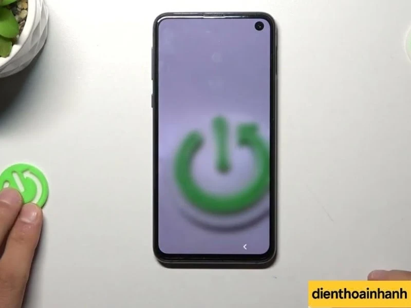 Khi nào cần thay pin Samsung S10e?