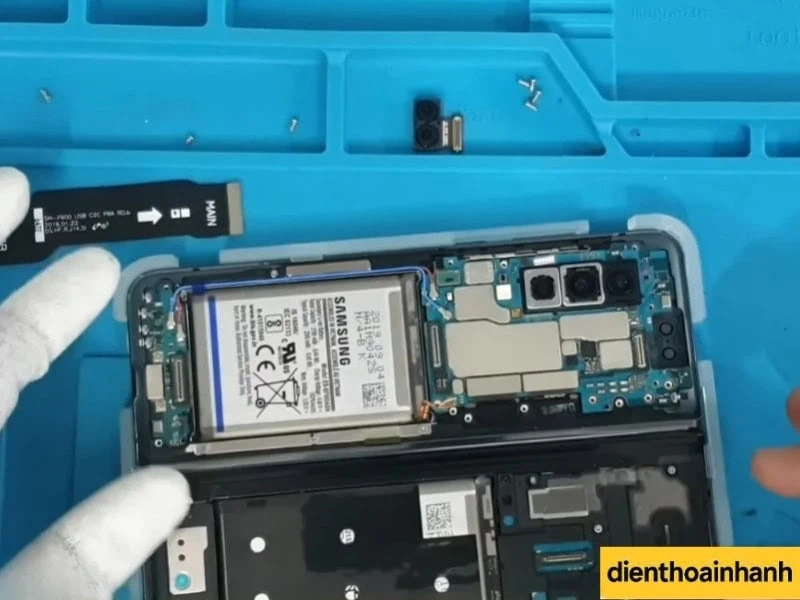 | Tháng 1 2026 Vì sao cần hiệu chuẩn (Calibrate) lại pin sau khi thay?