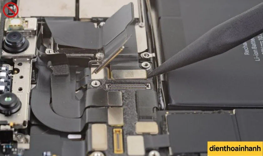 | Tháng 1 2026 Nên Sửa Hay Thay Toàn Bộ Cụm Rung Samsung A22?