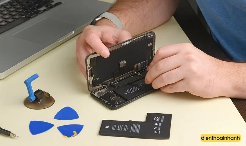 | Tháng 1 2026 Lưu Ý Quan Trọng Để Hạn Chế Lỗi iPhone Sạc Không Vào Pin