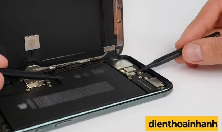 Pin Vmas So Với Pin OEM (Zin Theo Máy)