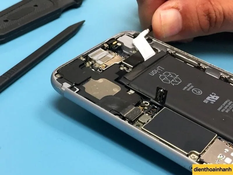 Thay Pin iPhone 6