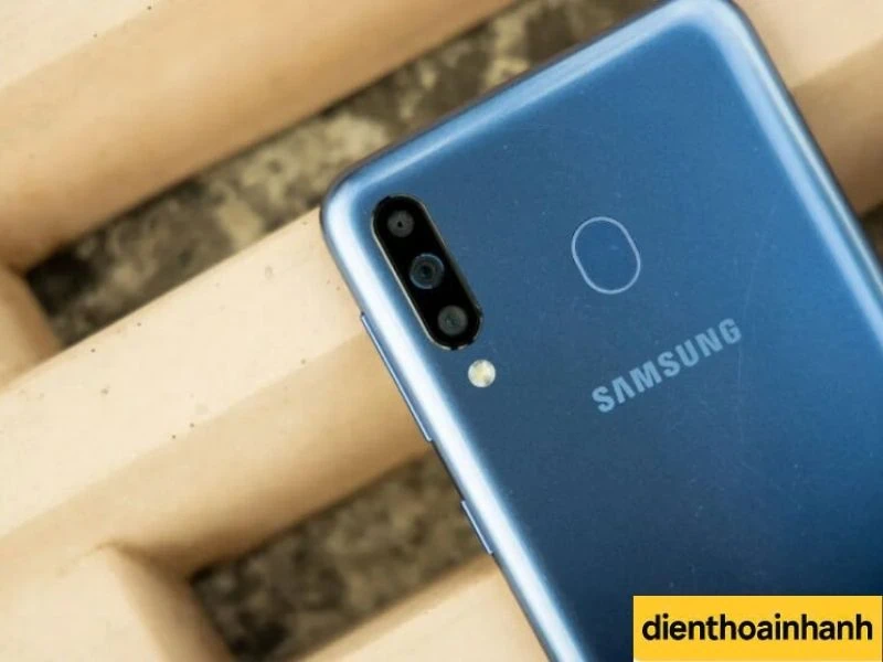 Quy trình thay pin Samsung M11 chuyên nghiệp trong 5 bước