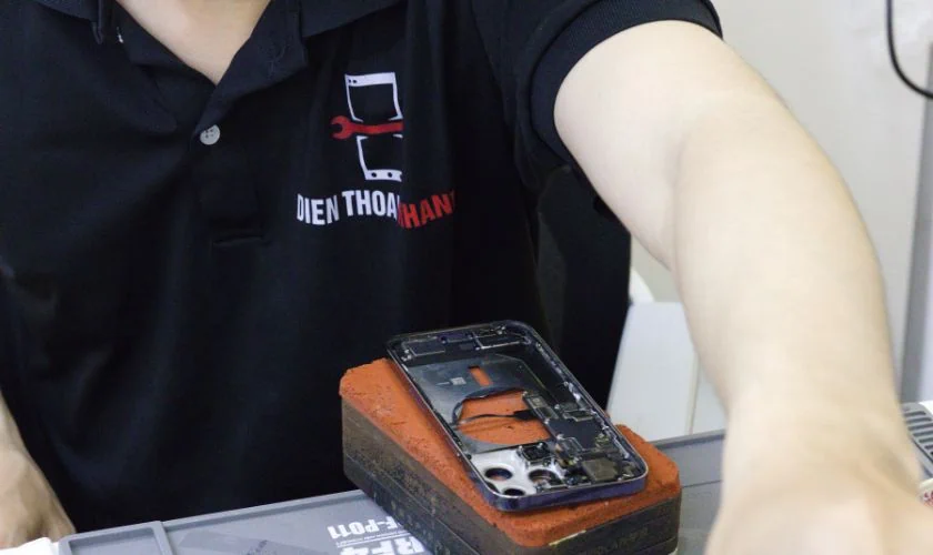 Tại Sao Tỷ Lệ iPhone Lỗi IC Audio Lại Gia Tăng?