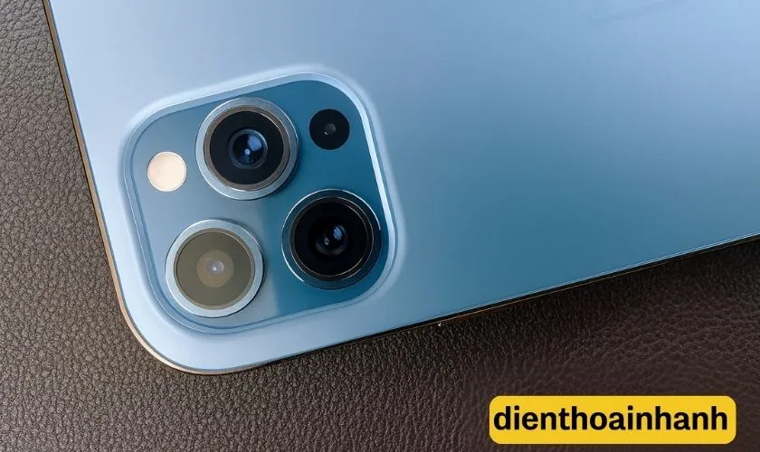 Quy Trình Thay Camera Tại Điện Thoại Nhanh: An Tâm Và Minh Bạch