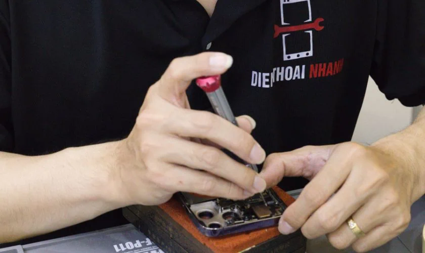 Cách Bật NFC Trên iPhone 11