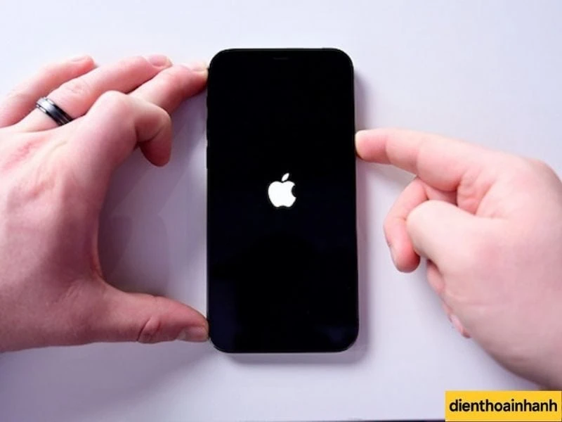 Câu hỏi thường gặp về màn hình OLED và LCD trên iPhone