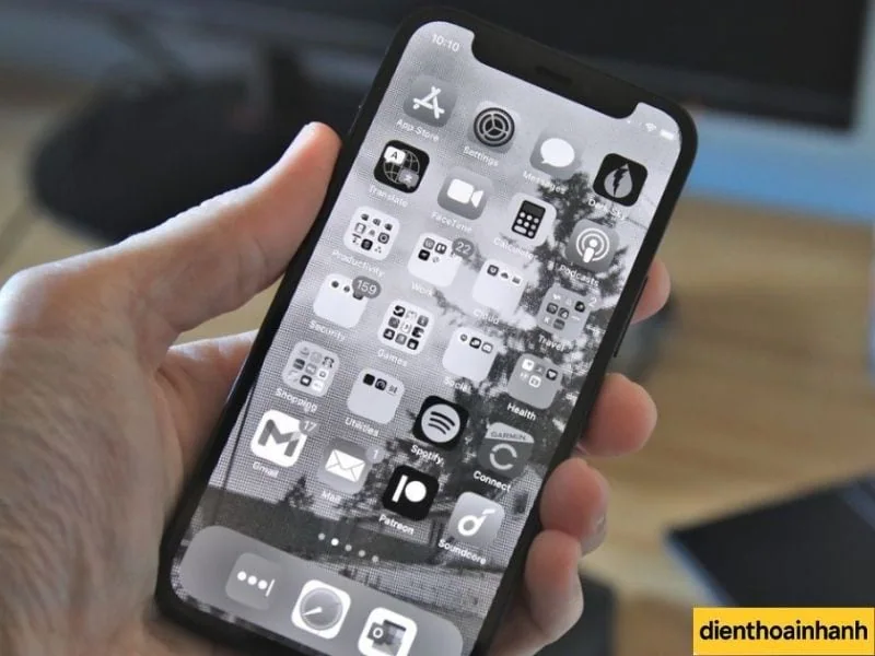 Điểm khác biệt giữa màn hình OLED và LCD trên iPhone