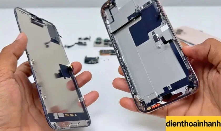Quy Trình Thay Màn Hình Chuyên Nghiệp Tại Điện Thoại Nhanh
