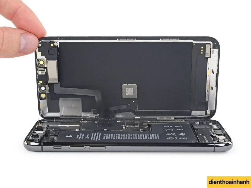 Những rủi ro khi thay màn hình iPhone 6 Plus giá rẻ, không rõ nguồn gốc