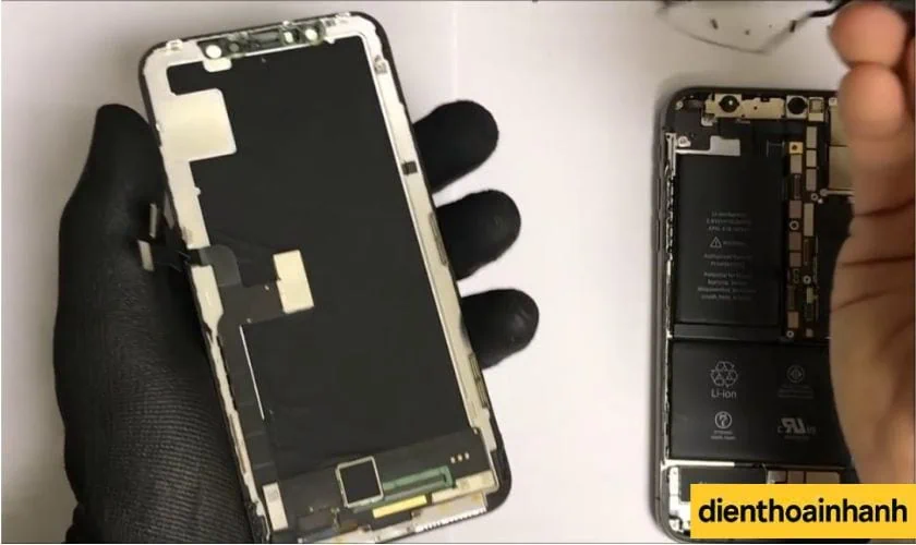 Quy Trình Thay Màn Hình Chuyên Nghiệp Tại Điện Thoại Nhanh