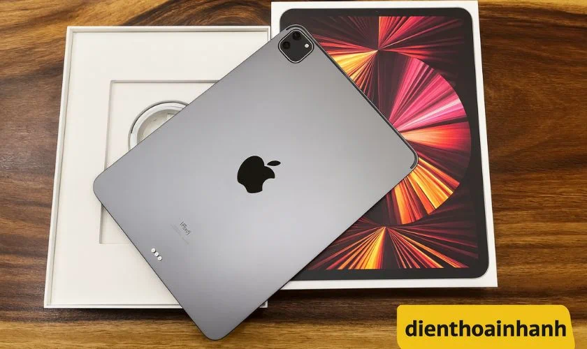 | Tháng mười một 2025